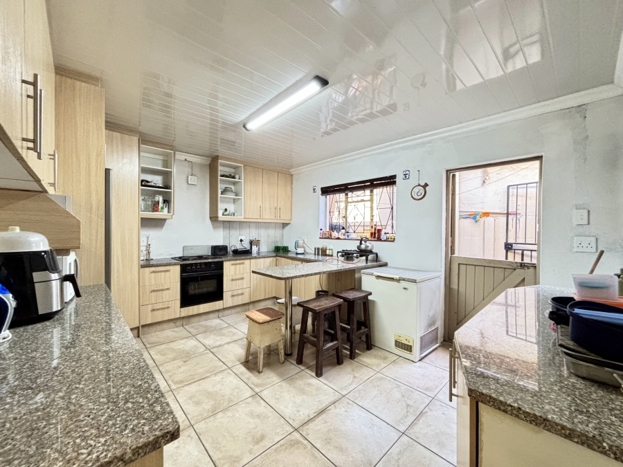 4 Bedroom Property for Sale in Lotus River Western Cape